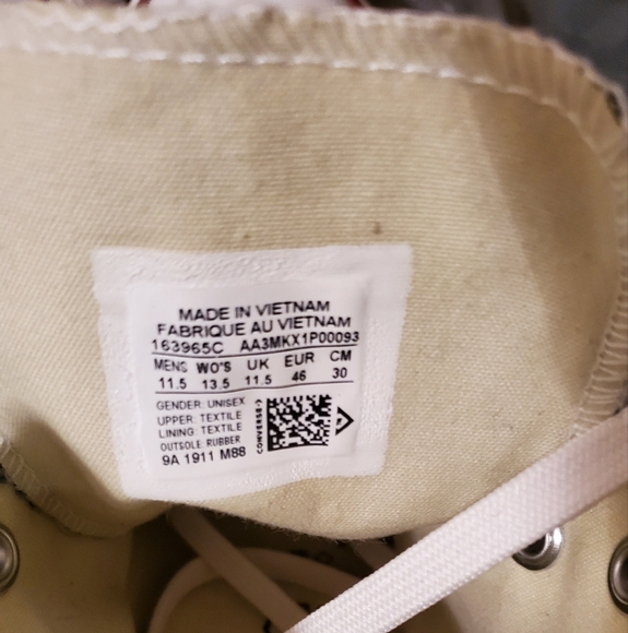 NWT Converse Sneakers - Picture 4 of 6